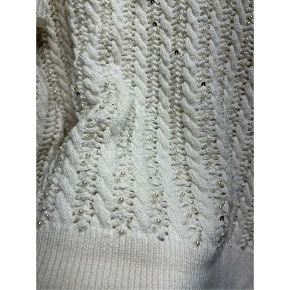 Alice & Olivia NWT Rosi Embellished Ruffle Cable-Knit Sweater size medium - Picture 8 of 10